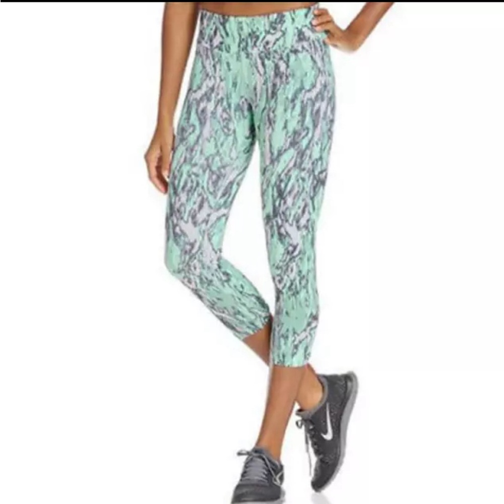 Calvin Klein Performance Active Capri Leggings